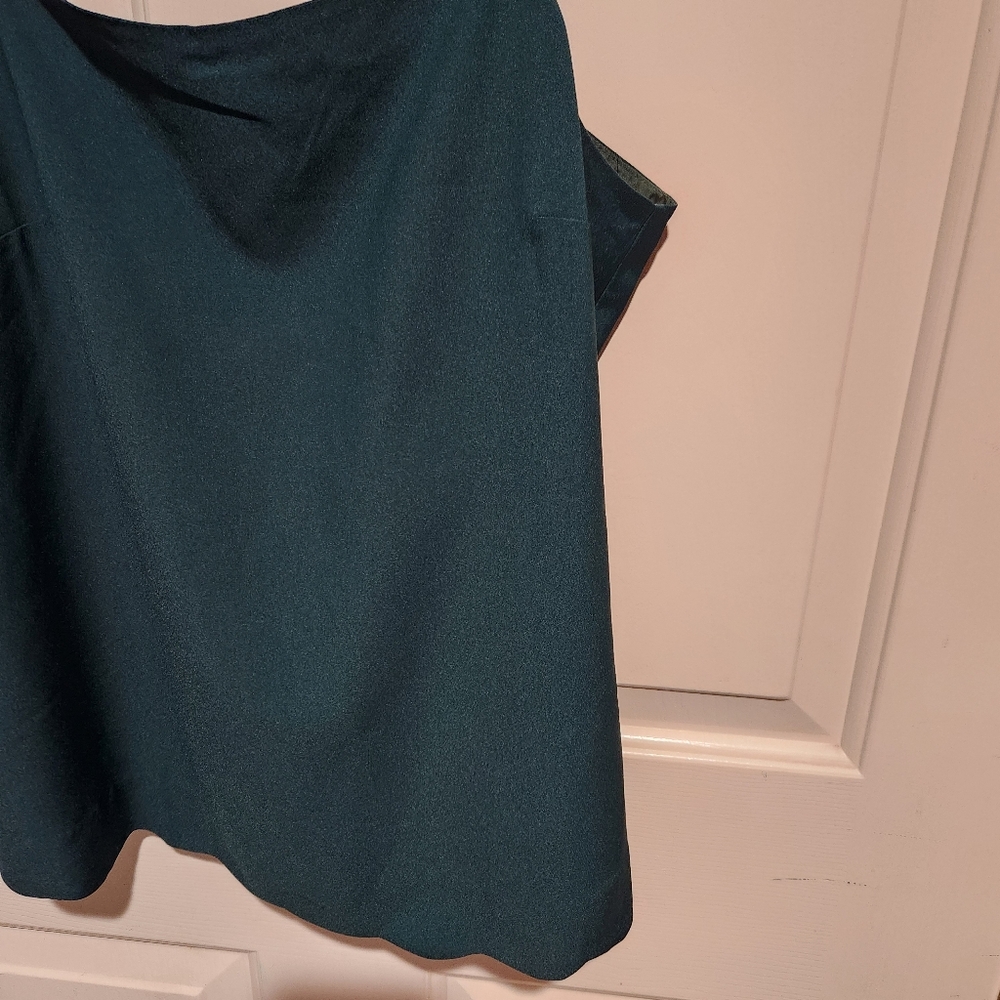 J.Crew Green Scallop Sleeveless Tank Top Holiday Christmas NEW Size 2 - Picture 4 of 6